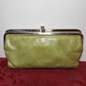 Hobo The Lauren Green Leather Bifold Wallet Clutch